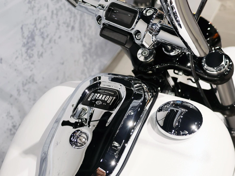 2024 Harley-davidson Breakout Fxbr alt