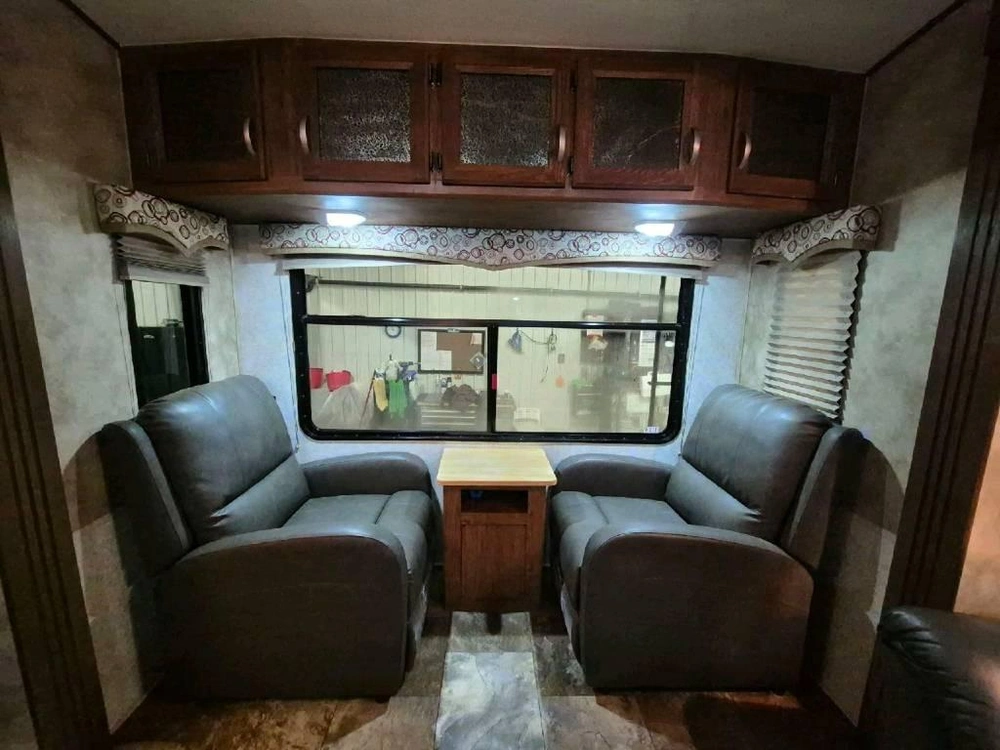 Crossroads Cruiser Aire 28se 2015 alt