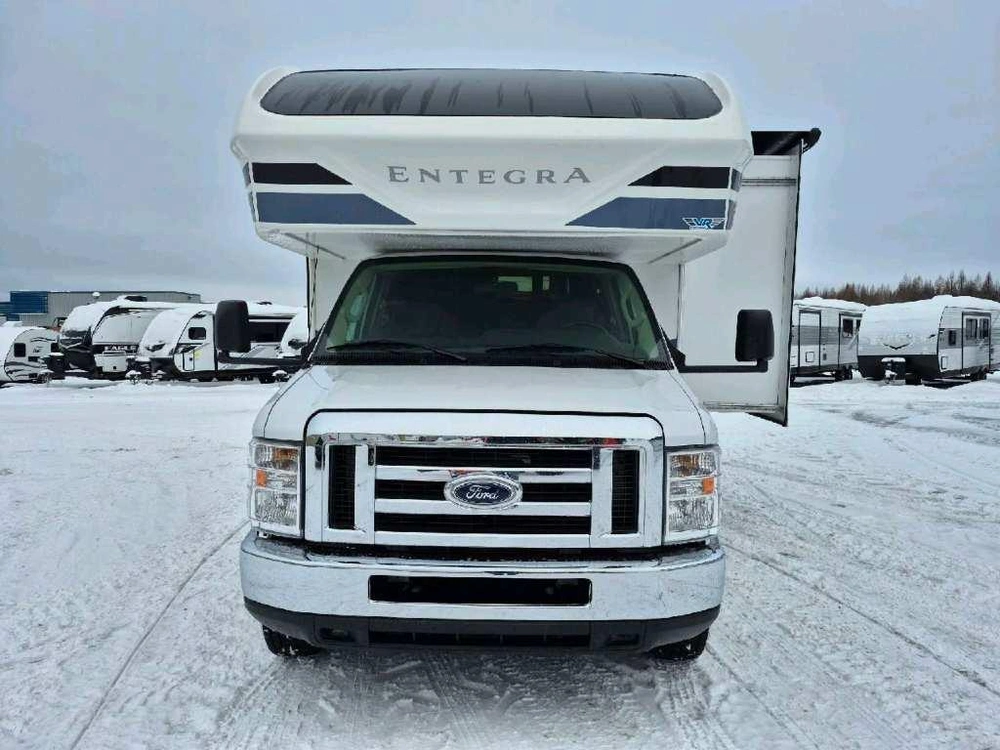 Entegra Coach Odyssey 24b 2020 alt