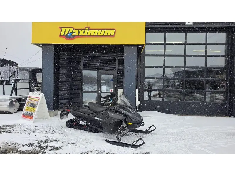 Ski-Doo RENEGADE 900 Ace 2024