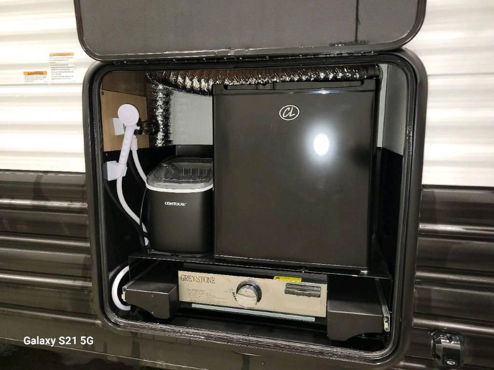 Cherokee Grey Wolf 27dbh 2023 alt