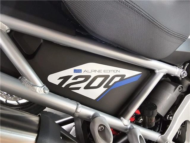 2026 Triumph Tiger1200 Gt Pro Alpine Edition alt