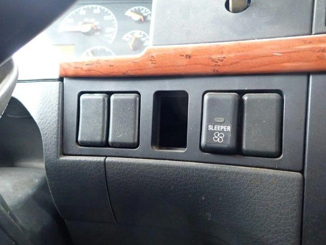 Volvo Vnl 2006