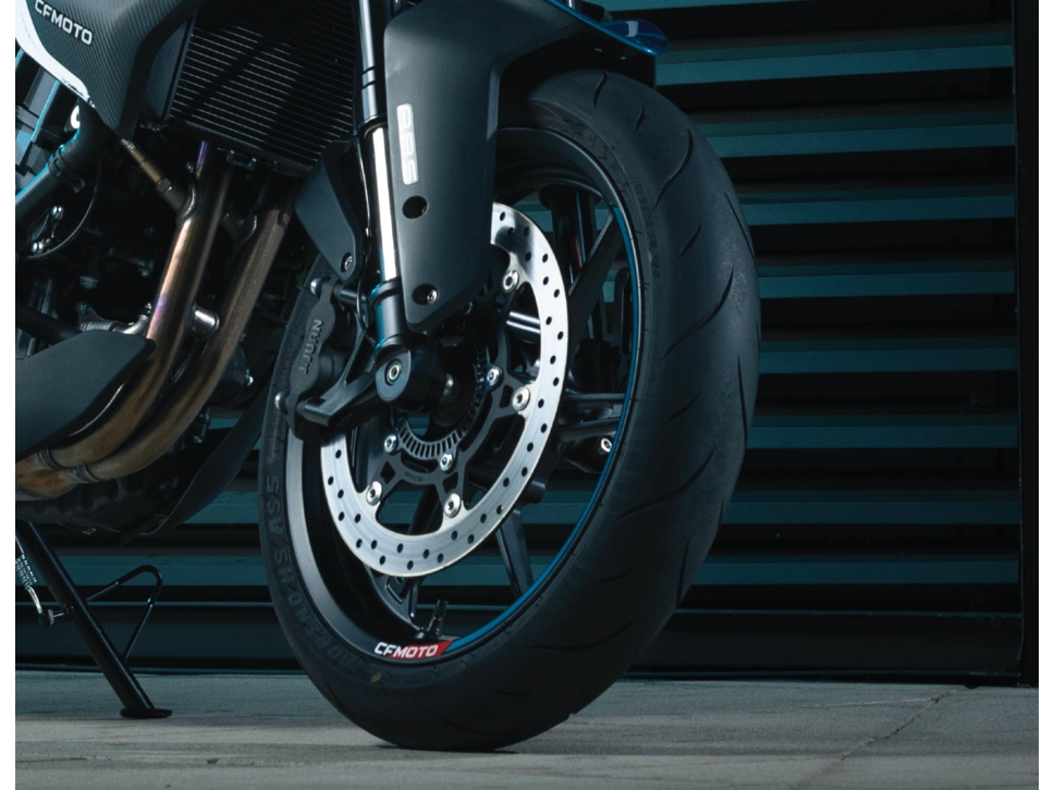 Cfmoto 450nk Rabais De 3,000$ Et Financement 60 Mois À 5.99% 2024 alt