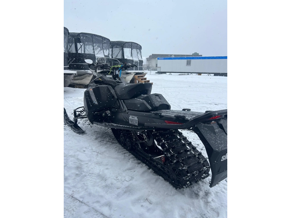Ski-doo Renegade 900 Ace, Adrénaline 2026 alt