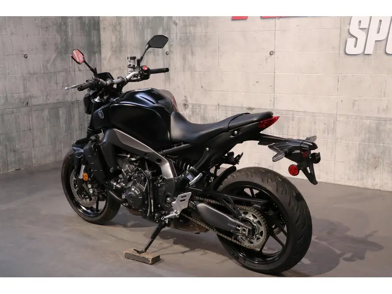 Yamaha MT-09 2021