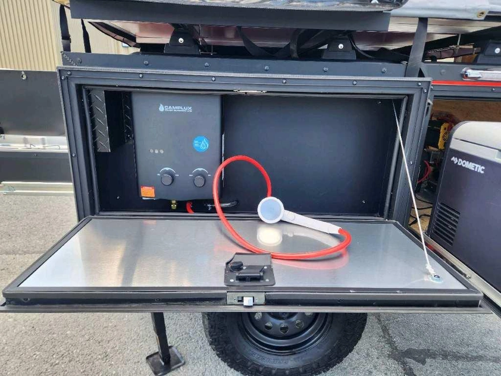 Alcom Off Road Spur Overlanding Jeep 2023 alt