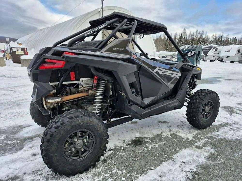 Polaris Rzr Pro Xp Ultimate 2024 alt