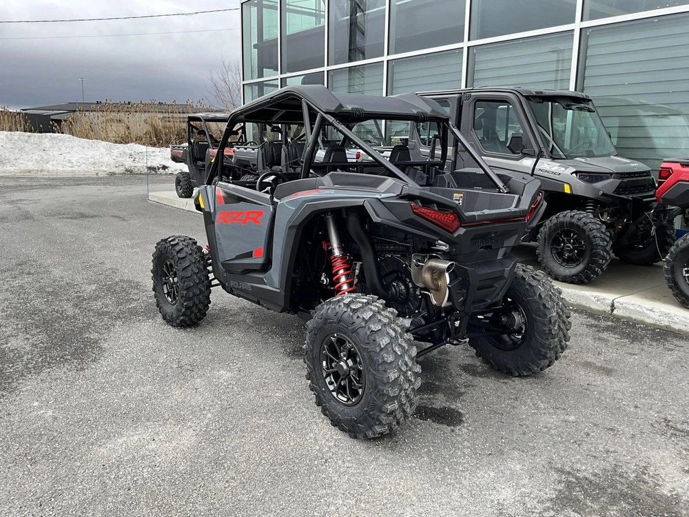Polaris Rzr Xp 1000 Ultimate 2026 alt