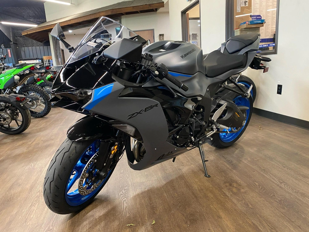 2026 Kawasaki Ninja® Zx™-6r Base Base alt