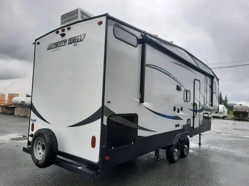 2019 Cherokee Arctic Wolf 265BHD thumbnail 6