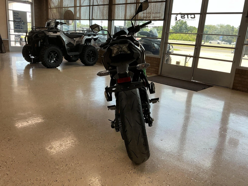 2025 Kawasaki Z650 Abs Abs alt