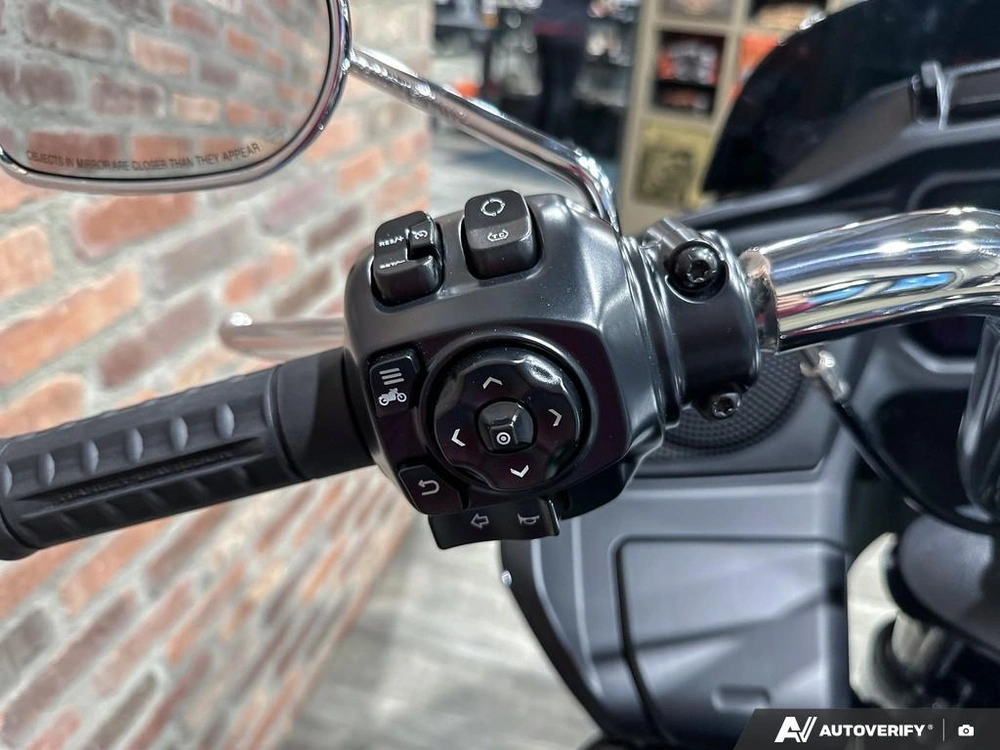 2026 Harley-davidson Road Glide alt