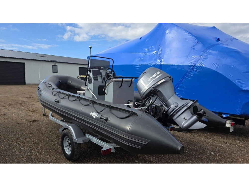 Achilles Su-18 2024 alt