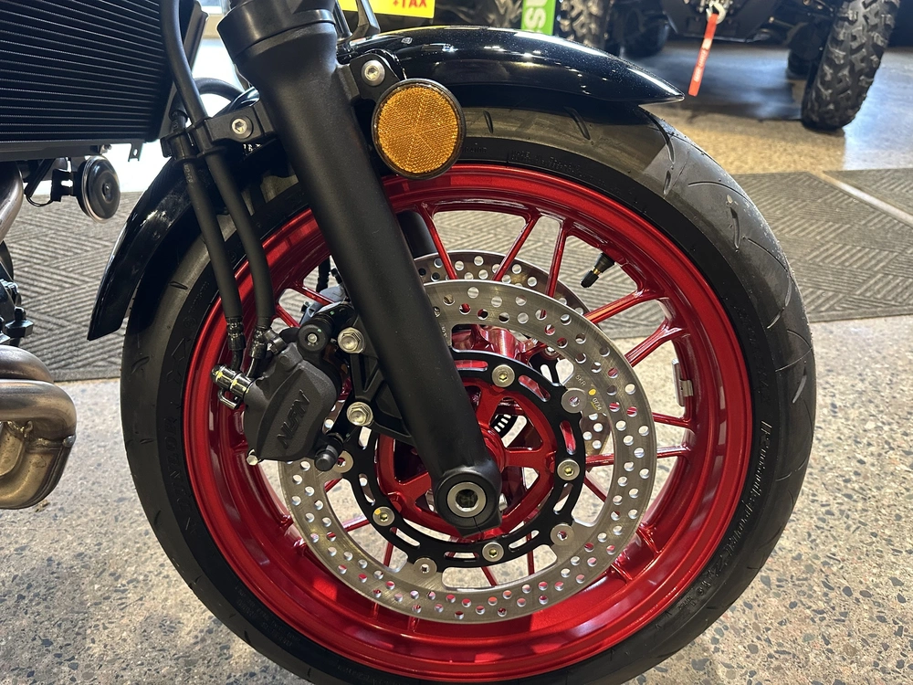 2026 Kawasaki Z650rs alt