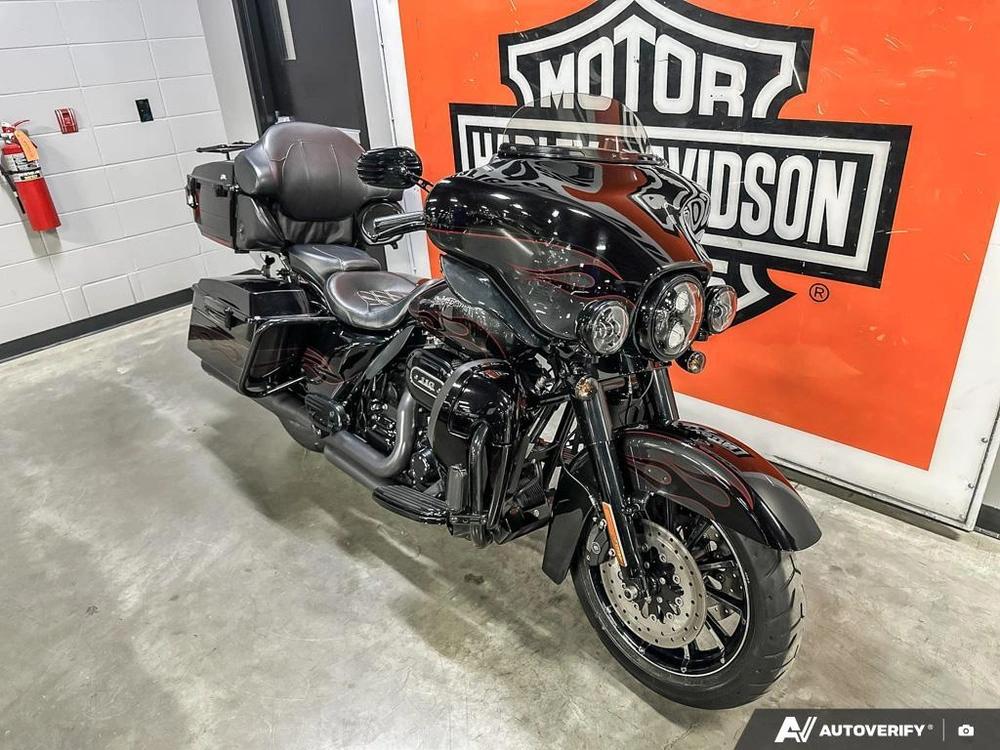 2010 Harley-davidson Cvo Ultra Classic alt