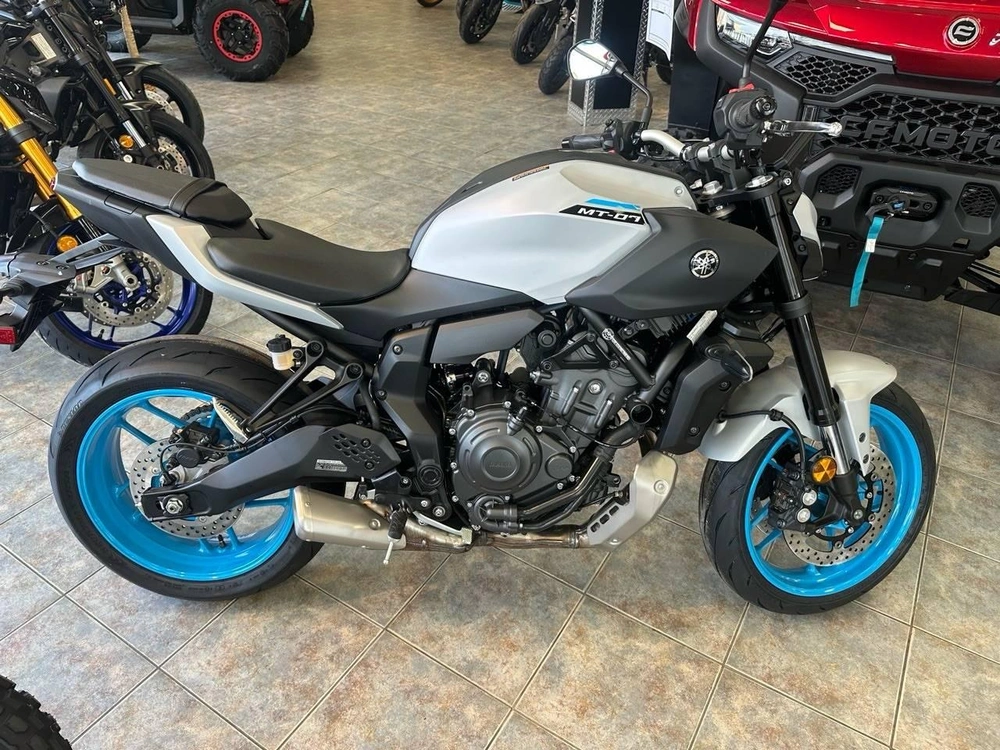 2026 Yamaha Mt-07 alt