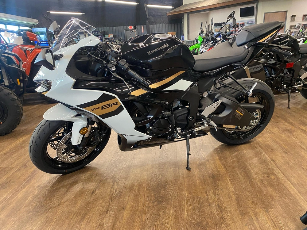 2026 Kawasaki Ninja Zx-6r Base alt