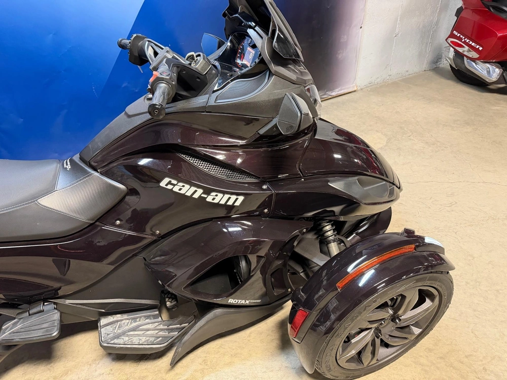 Can-am Spyder St Limited 2013 alt