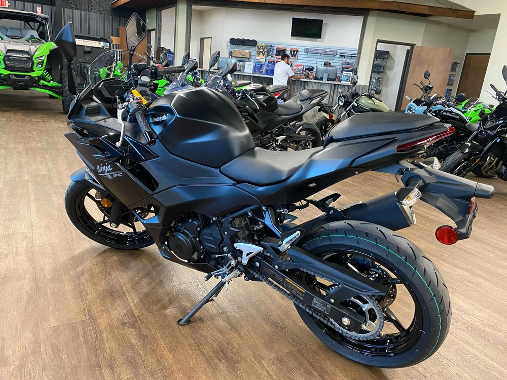 2026 Kawasaki Ninja 500 Abs Abs alt