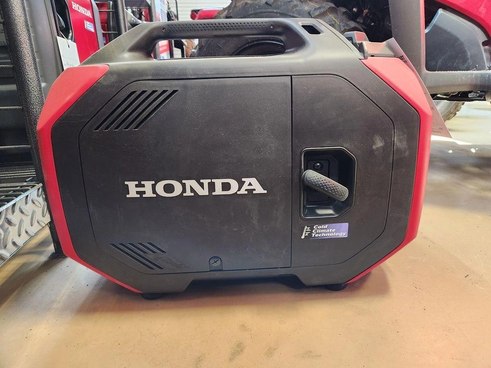 2025 Honda Eu3200ic ** alt
