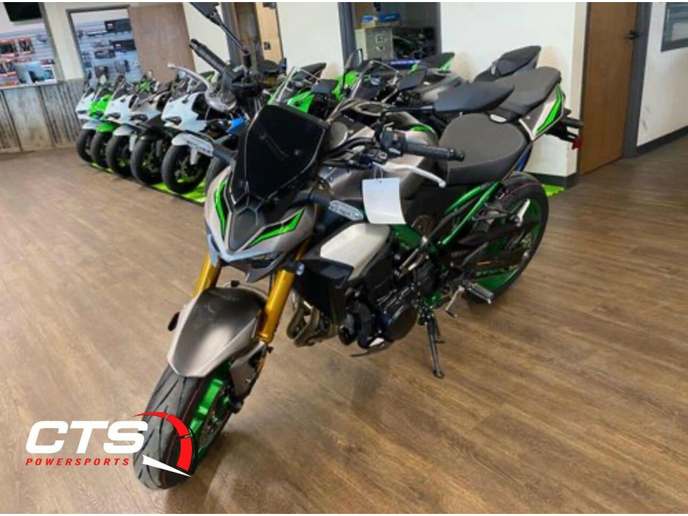 2025 Kawasaki Z900 Se Abs Se alt