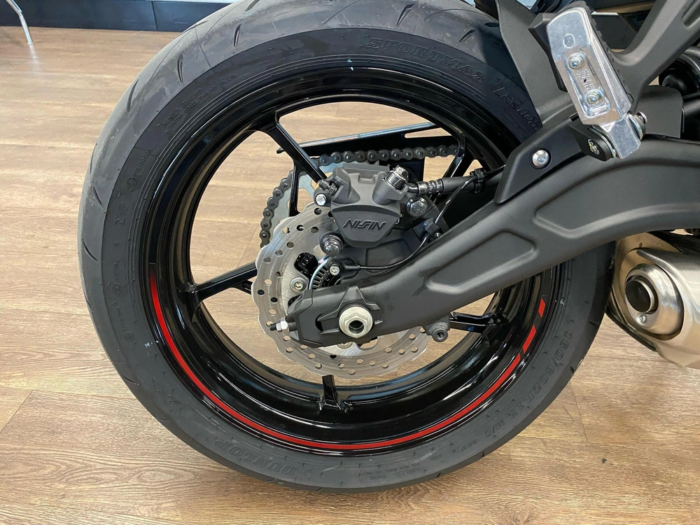 2025 Kawasaki Z650 Base Base alt