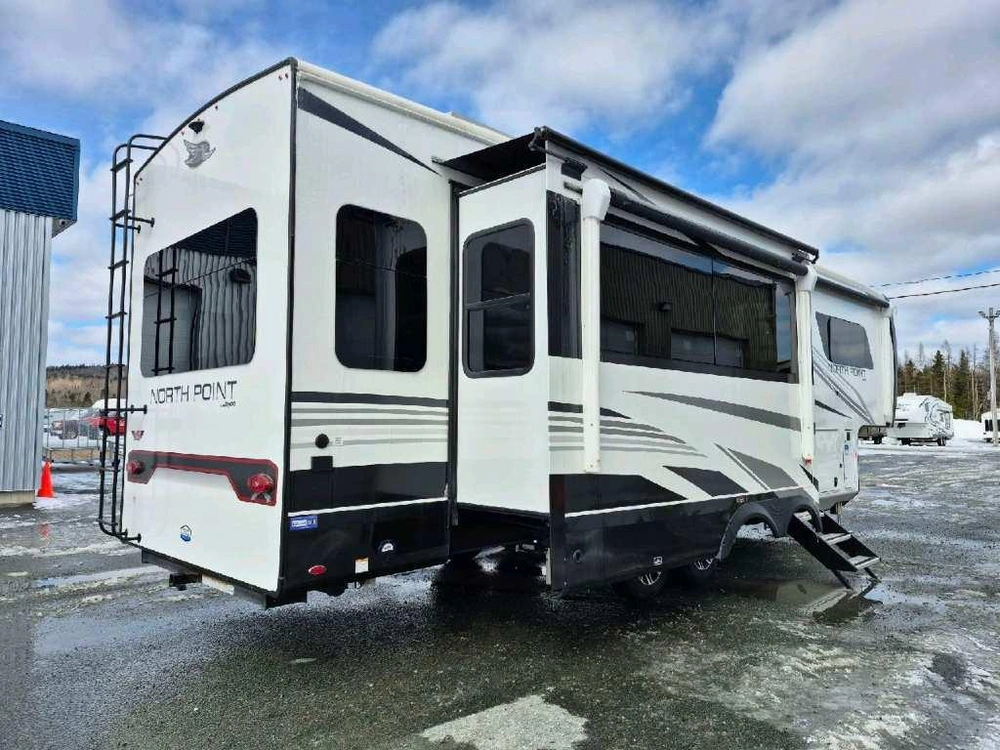 Jayco North Point 310rlts 2025 alt