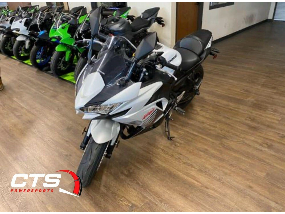 2026 Kawasaki Ninja 650 Abs Abs alt