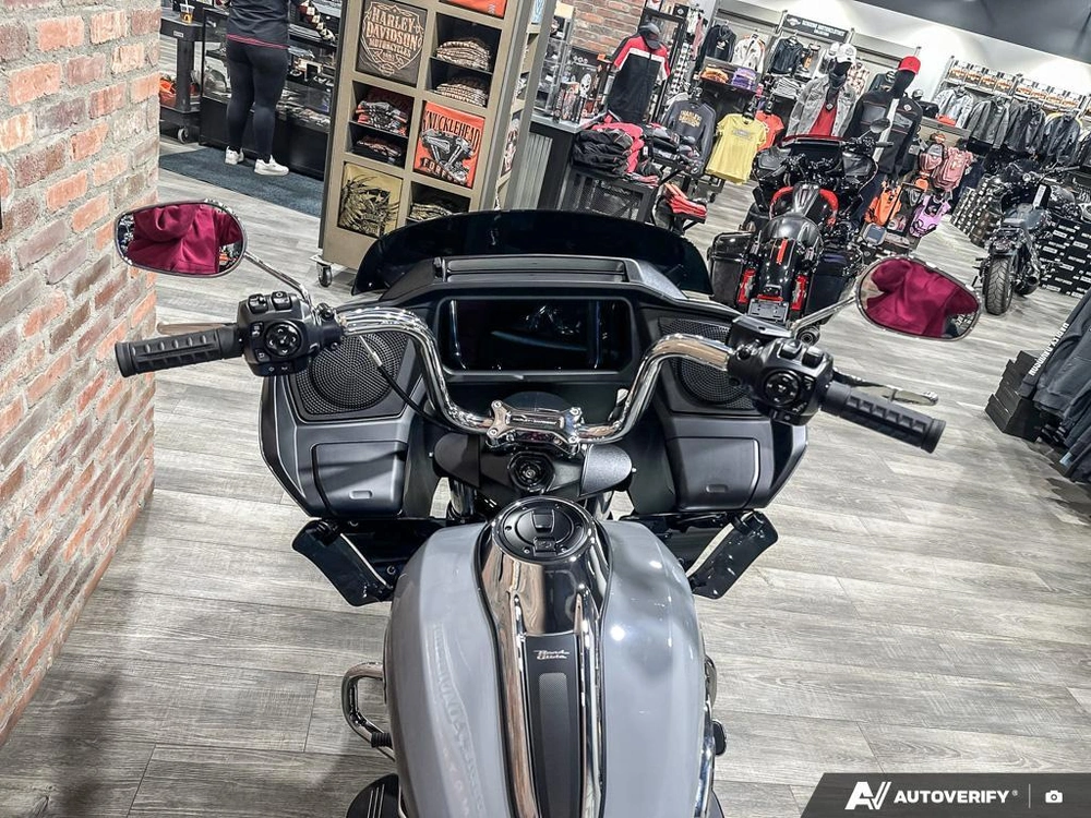 2026 Harley-davidson Road Glide alt