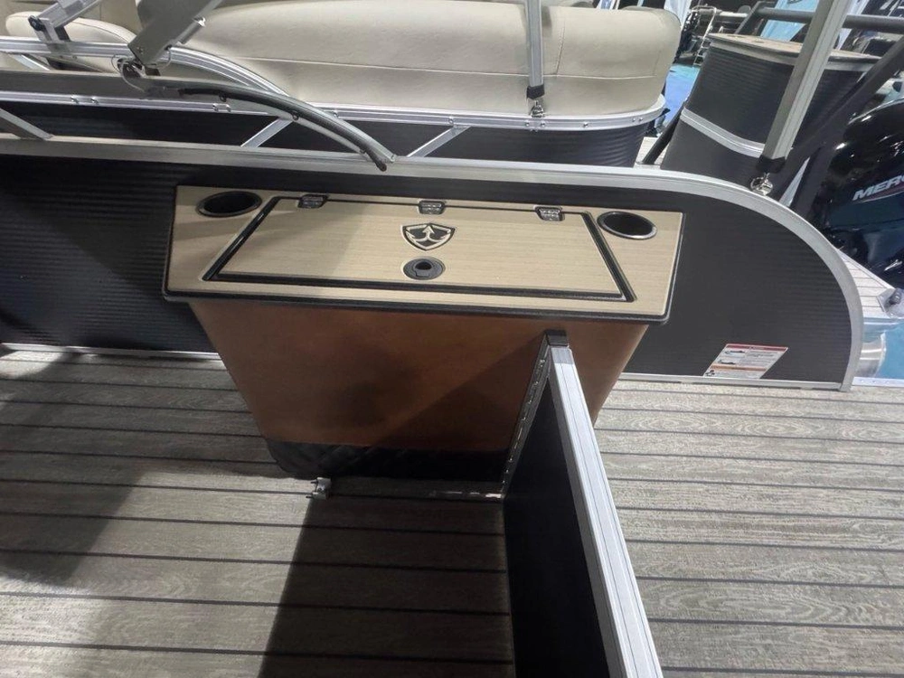 2026 Armada Drakkar 25sb alt