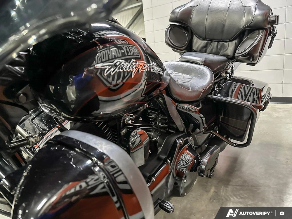 2010 Harley-davidson Cvo Ultra Classic alt