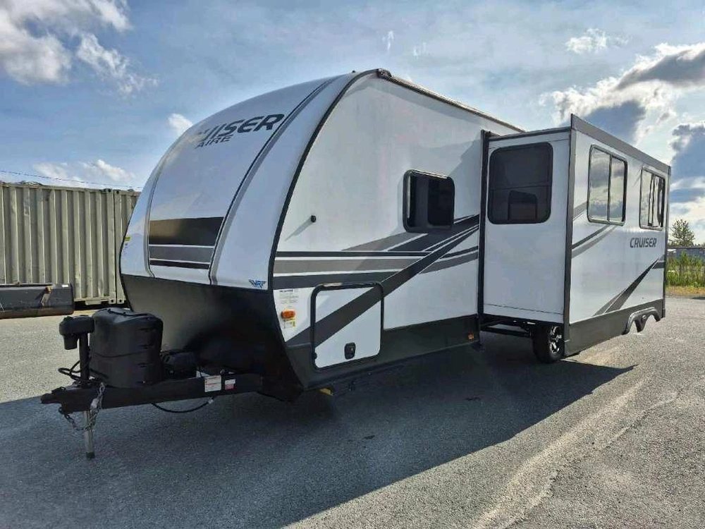 Crossroads Cruiser Aire 28bbh 2022 alt