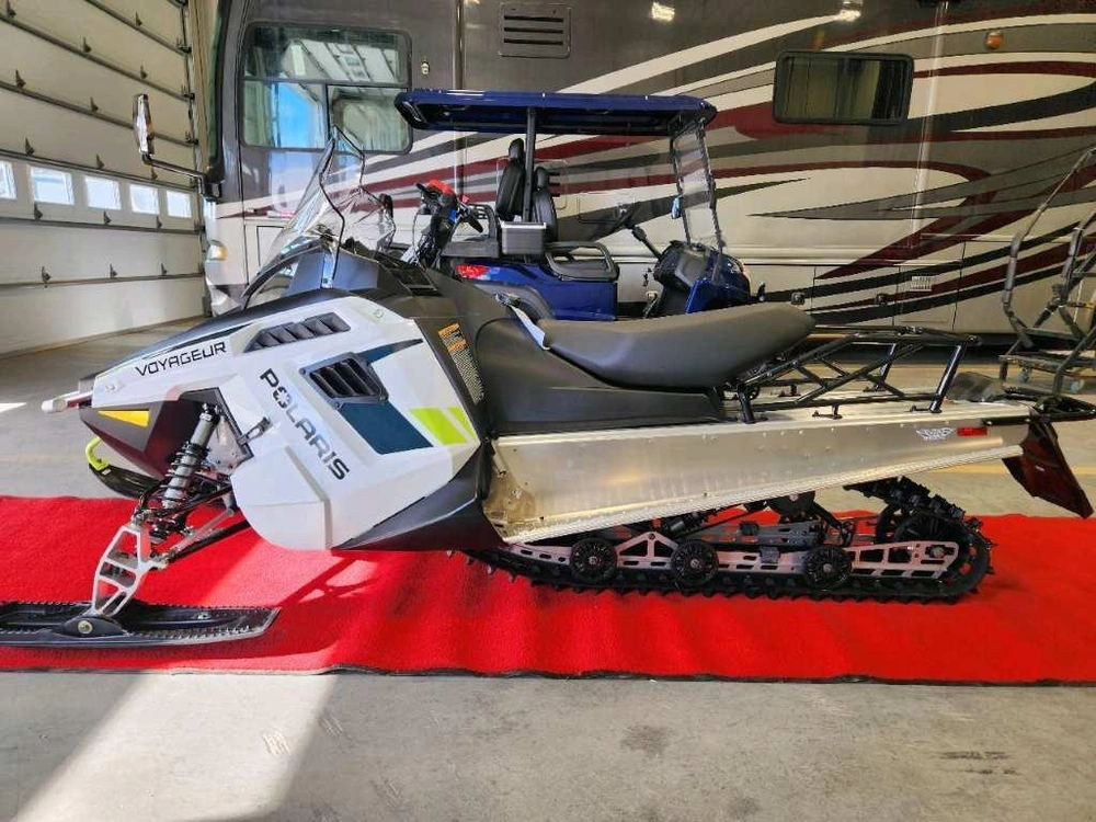 Polaris 550 Voyageur 144 2025 alt