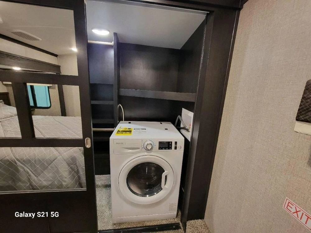 Jayco North Point 310rlts 2021 alt