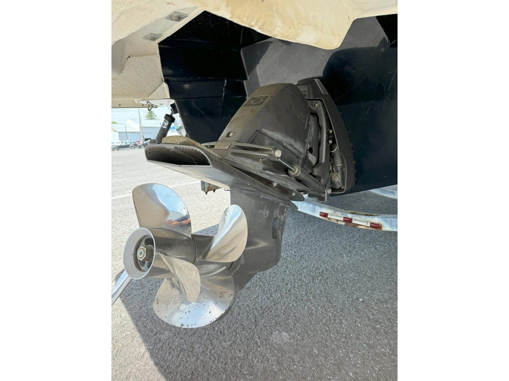 Regal 24 Fasdeck Rx 2018 alt