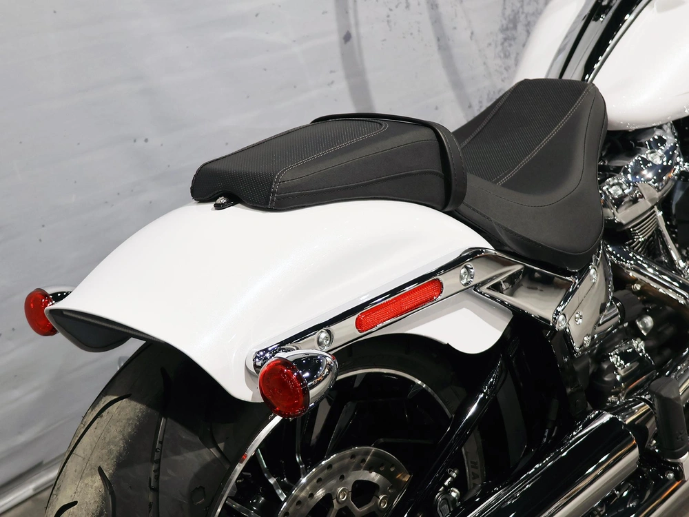 2024 Harley-davidson Breakout Fxbr alt