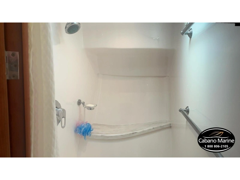 Regal 42 Sport Coupe 2012 alt