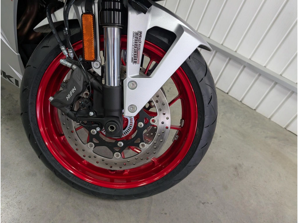 Suzuki Gsx-8r 2024 alt