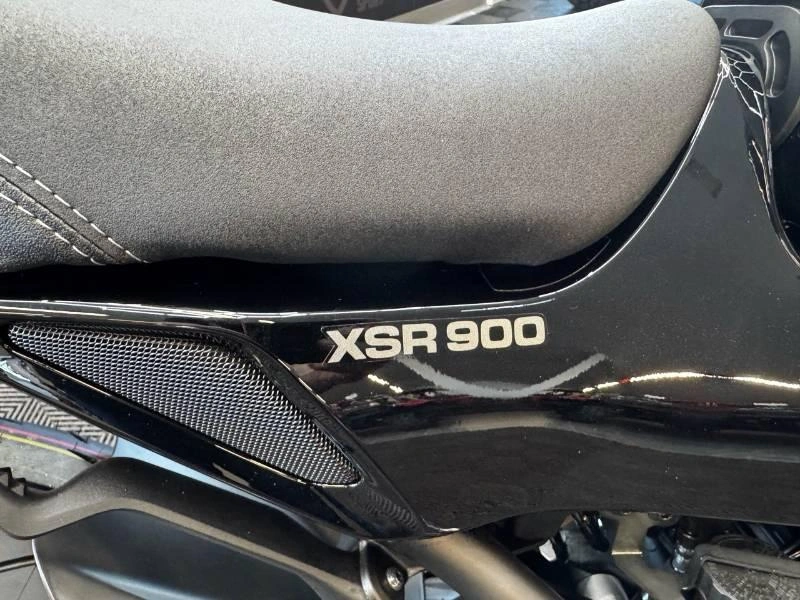 2026 Yamaha Xsr900 alt