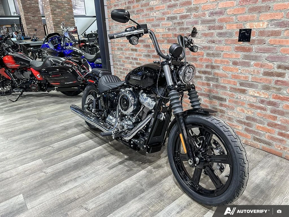 2026 Harley-davidson Street Bob alt