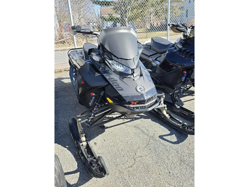 2020 Ski-Doo RENEGADE XRS 850 E-TEC