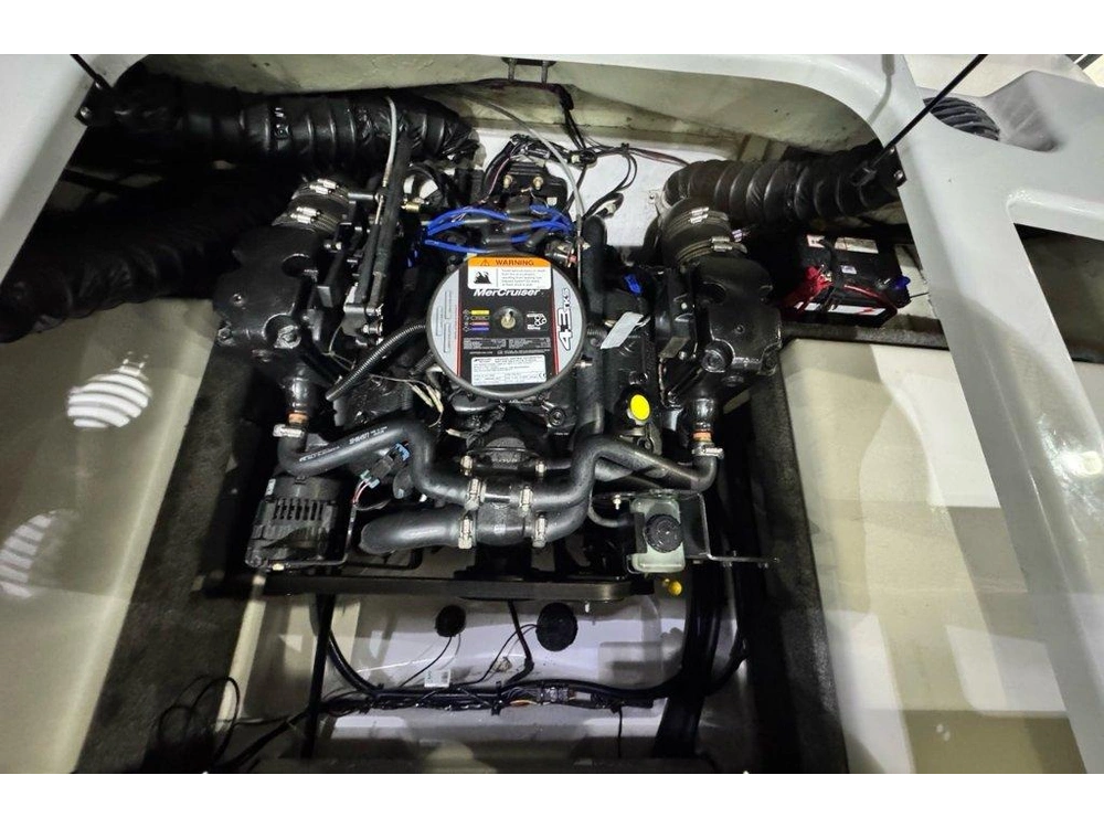 Glastron 205 Gt 2013 alt