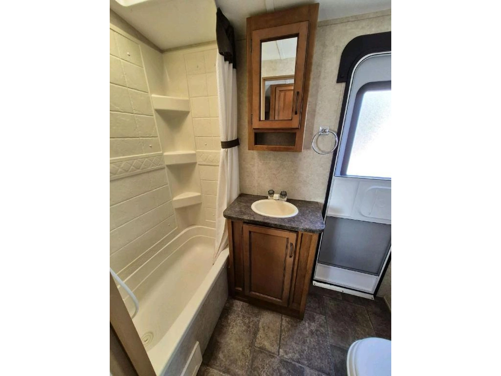 Keystone Rv Bullet 31bh 2013 alt
