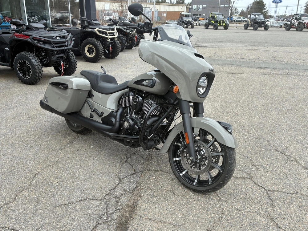 2023 Indian Motorcycle Chief Dark Horse® alt