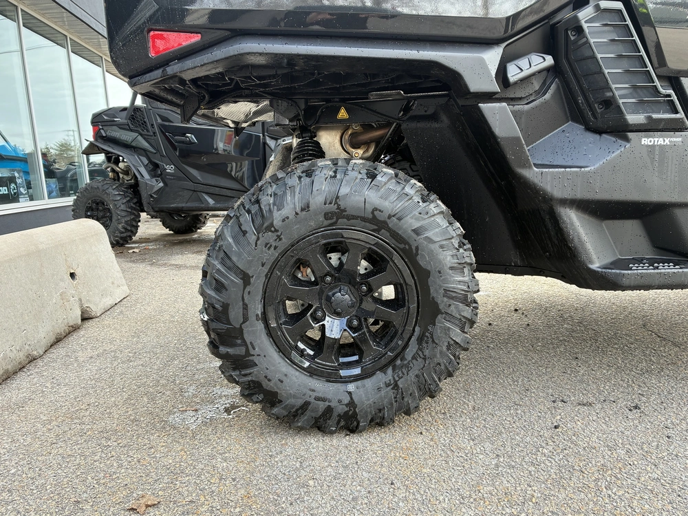 2026 Brp Defender Xt Cab Hd11 With 10.25 In. Infotainment (canada) alt