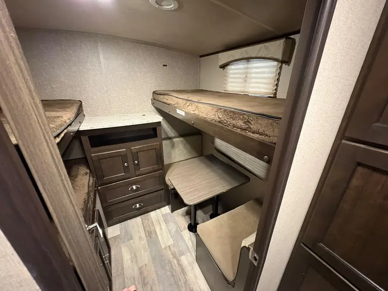 Autre Shadow Cruiser ID280QBS 2018