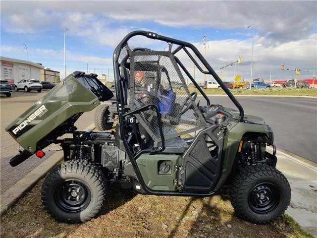 2026 Honda Pioneer 520 Standard alt