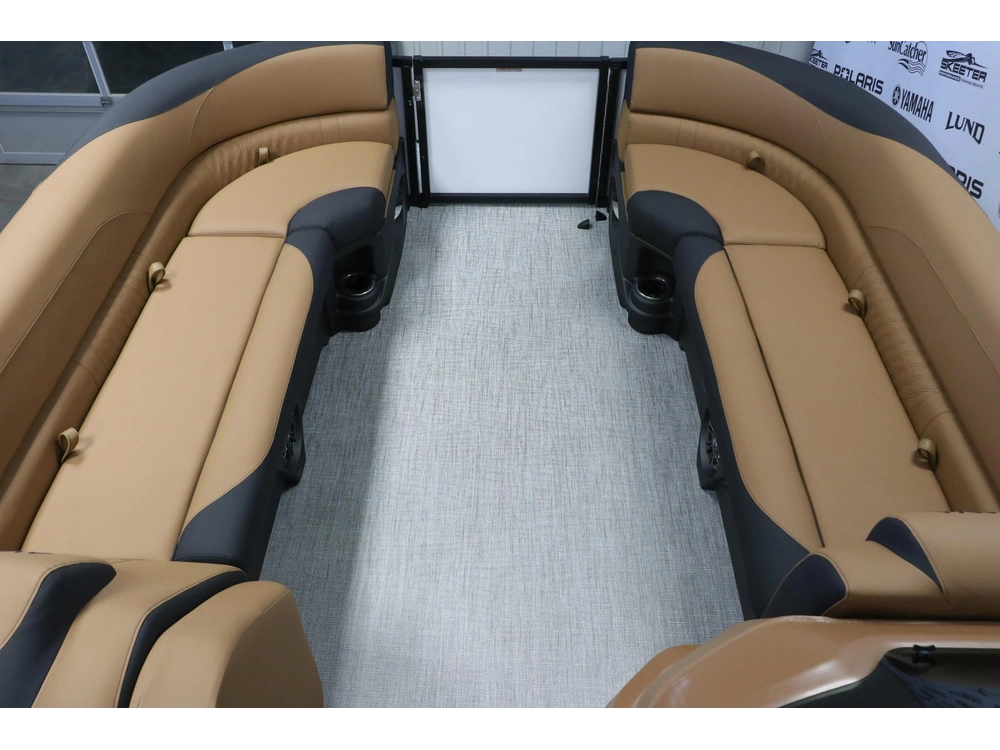 2026 Avalon Lsz 2585 Vrl + Yamaha Vmax 150 Hp alt