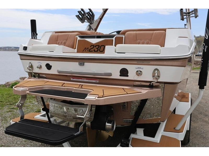 Malibu M 230 2025 alt